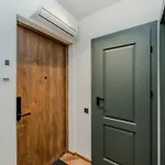 Chamber House