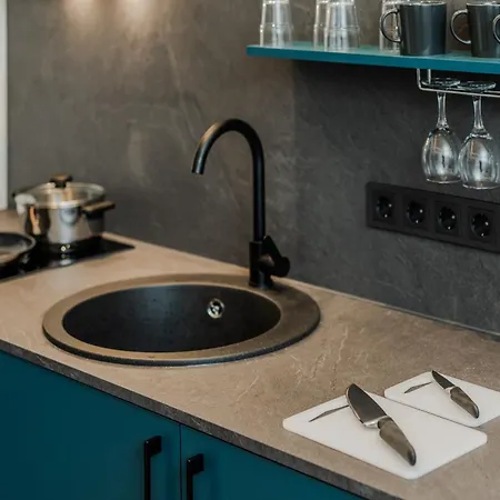 Chamber House דירה