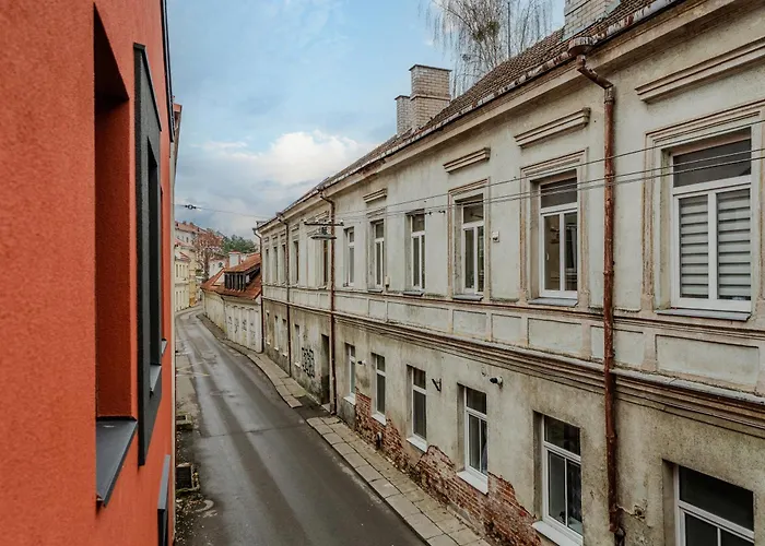 Chamber House דירה