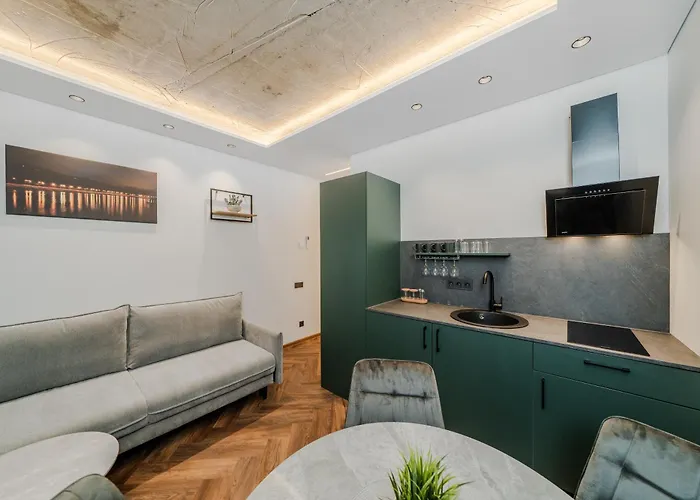 Chamber House דירה *