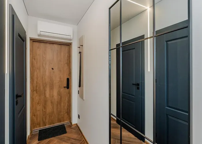 דירה Chamber House *